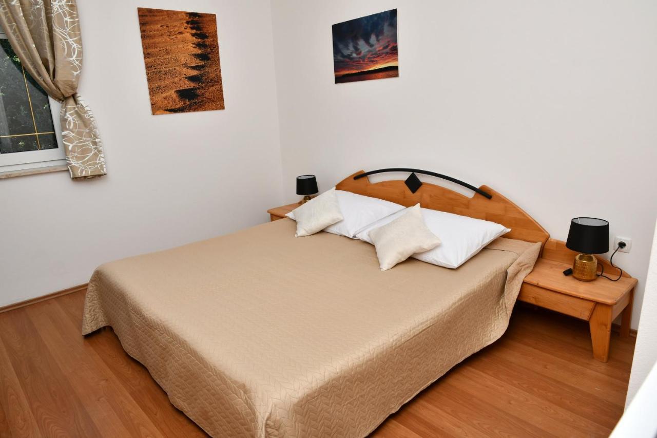 Novotny Apartment